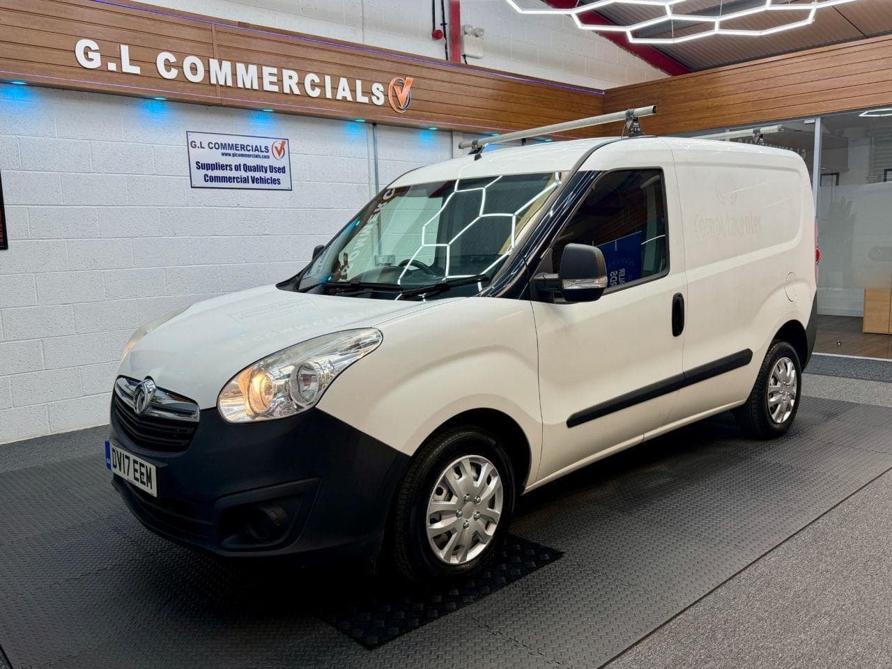 2017 Vauxhall Combo 1.6 CDTi 16v Sportive Panel Van 3dr Diesel Manual FWD L1 H2 (s/s) (146 g/km, 104 bhp)