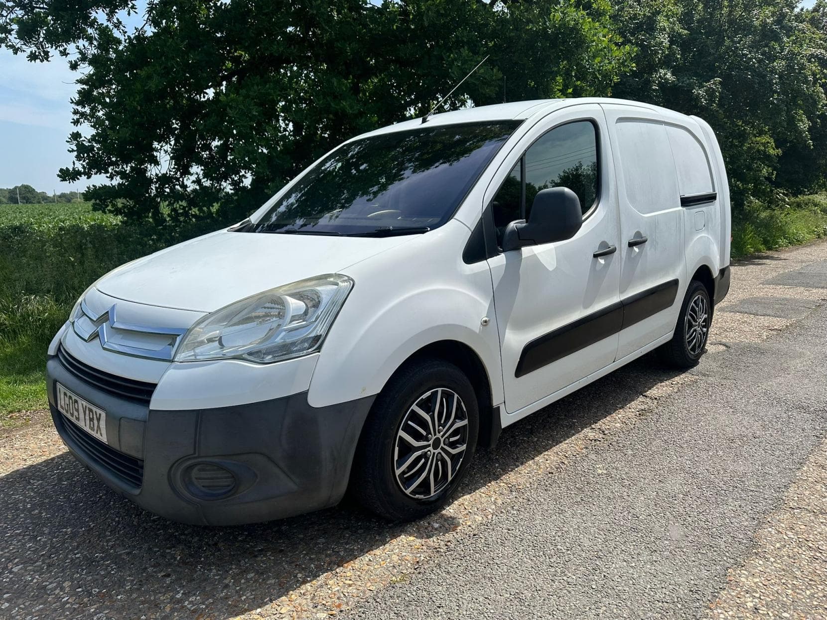 2009 Citroen Berlingo 1.6 HDi 750 LX Panel Van 6dr Diesel Manual L2 (153 g/km, 90 bhp)