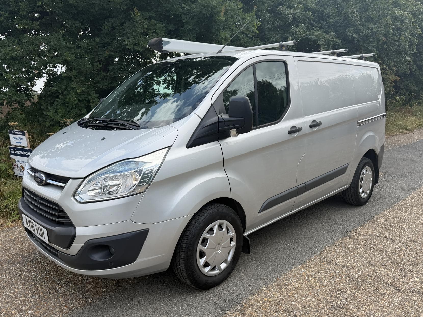 2016 Ford Transit Custom 2.2 TDCi 330 Trend Panel Van 5dr Diesel Manual L2 H1 (197 g/km, 123 bhp)