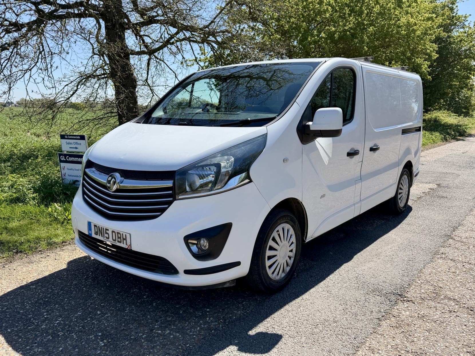 2015 Vauxhall Vivaro 1.6 CDTi 2700 BiTurbo ecoFLEX Sportive Panel Van 5dr Diesel Manual L1 H1 Euro 5 (s/s) (120 ps)