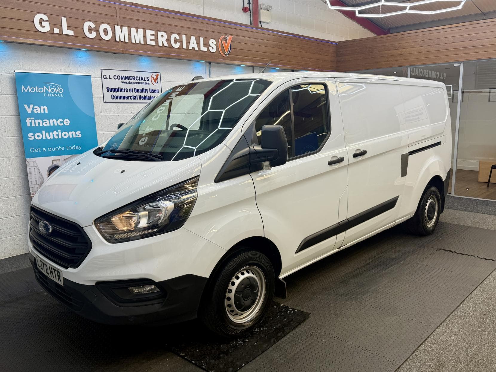 2023 Ford Transit Custom 2.0 300 EcoBlue Leader Panel Van 5dr Diesel Manual L2 H1 Euro 6 (s/s) (130 ps)