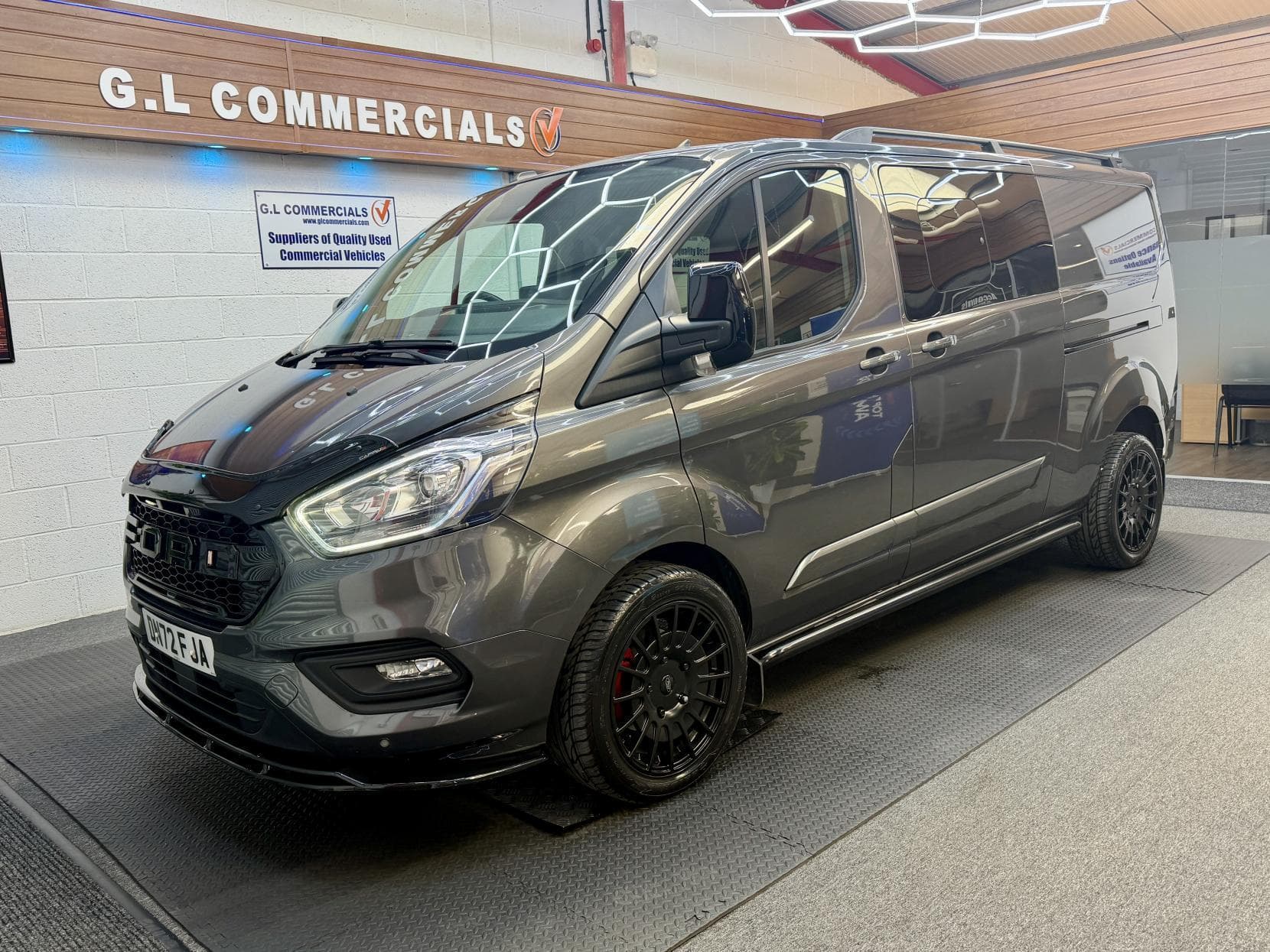 2022 Ford Transit Custom 2.0 300 EcoBlue Limited Crew Van Double Cab 5dr Diesel Auto L2 H1 Euro 6 (130 ps)