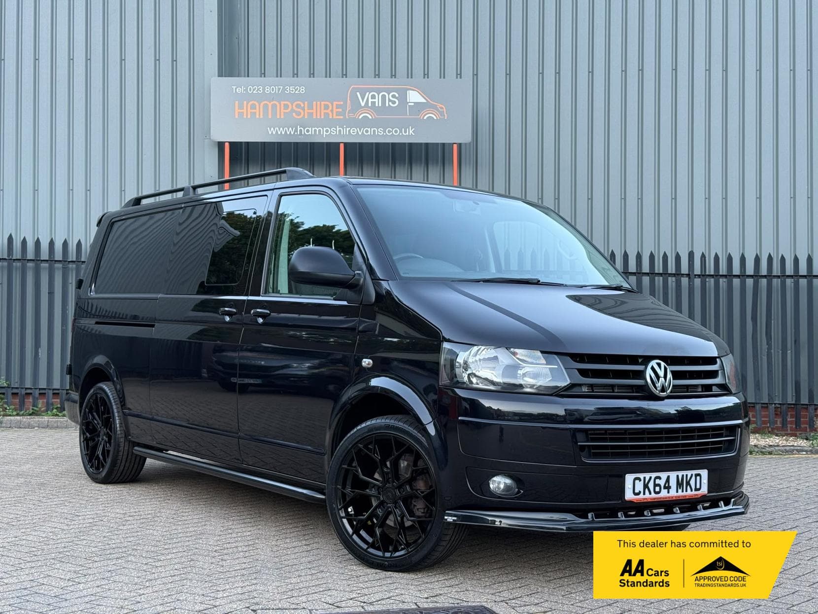 2014 Volkswagen Transporter 2.0 TDI T32 Highline Kombi 4dr Diesel Manual L3 H1 (198 g/km, 138.08 bhp)