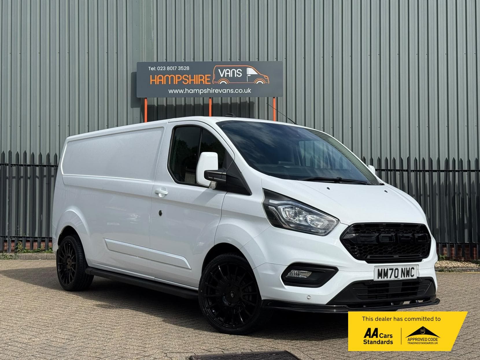 2020 Ford Transit Custom 2.0 300 EcoBlue Limited Panel Van 5dr Diesel Manual L2 H1 Euro 6 (s/s) (130 ps)