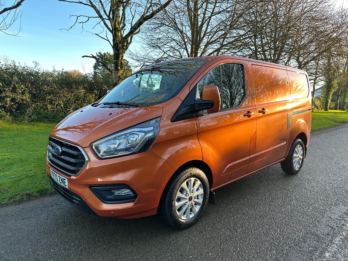 2020 (70) FORD TRANSIT CUSTOM 300 LIMITED L1 H1 2.0 TDCI ECOBLUE [EURO 6] SWB VAN 