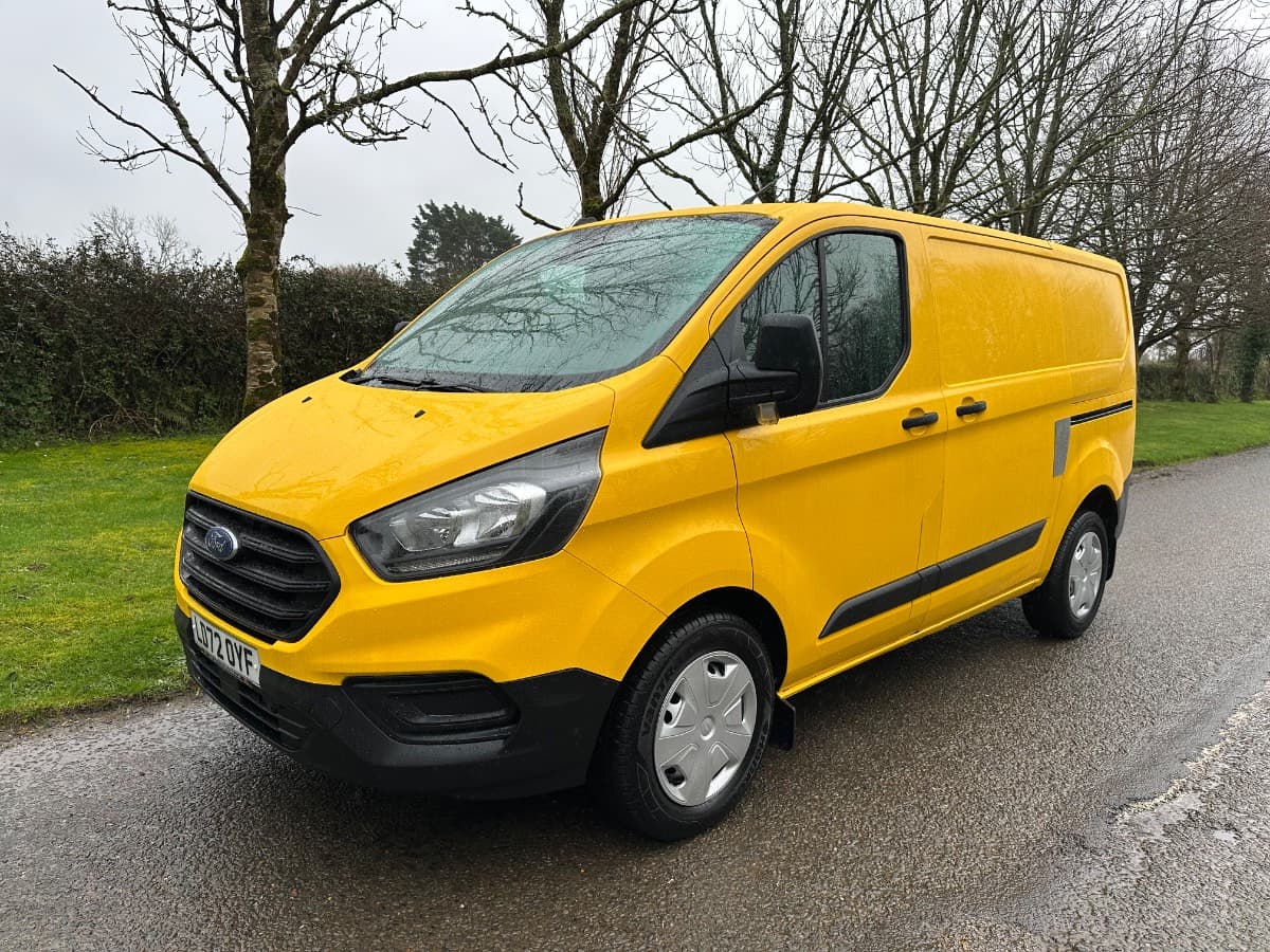 2022 (72) FORD TRANSIT CUSTOM L1 2.0 TDCI ECOBLUE 130BHP [EURO 6] SWB VAN - ONLY 32000 MILES
