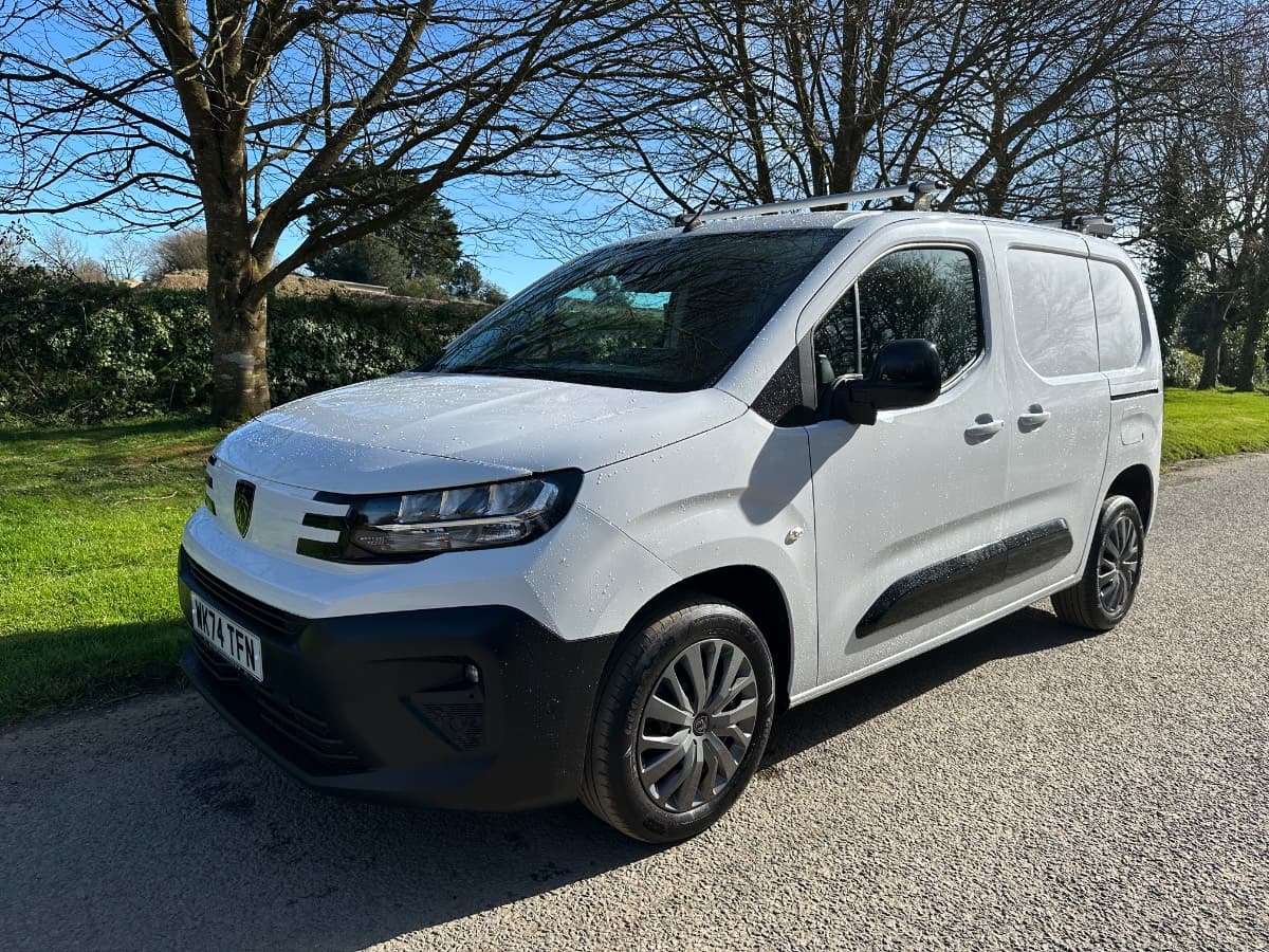2024 (74) PEUGEOT PARTNER ASPHALT L1 1.5 BLUEHDI 130BHP [EURO 6] EAT8 AUTOMATIC VAN - ONLY 18000 MILES!!