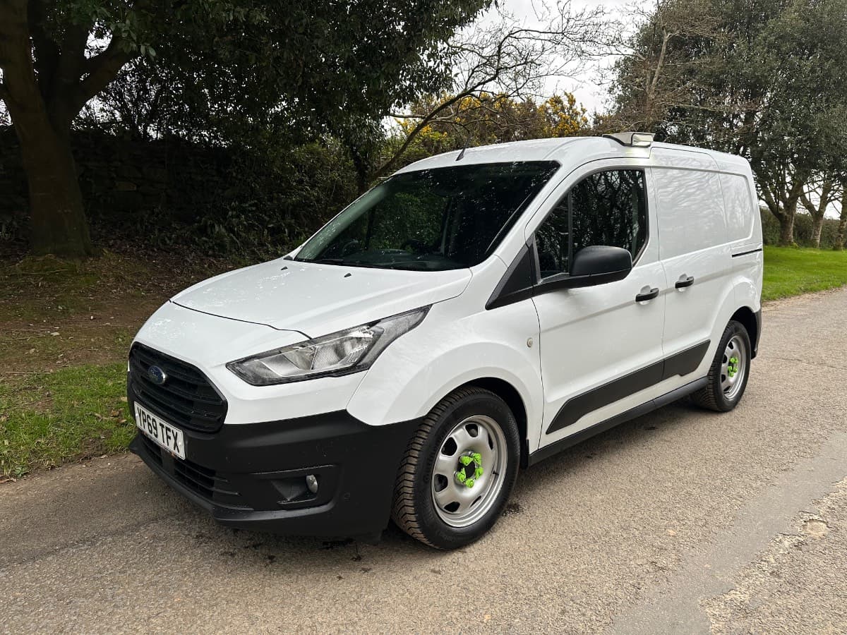 2020 (69) FORD TRANSIOT CONNECT 220 L1 1.5 TDCI ECOBLUE 100BHP [EURO 6] SWB VAN - ONLY 20000 MILES!!