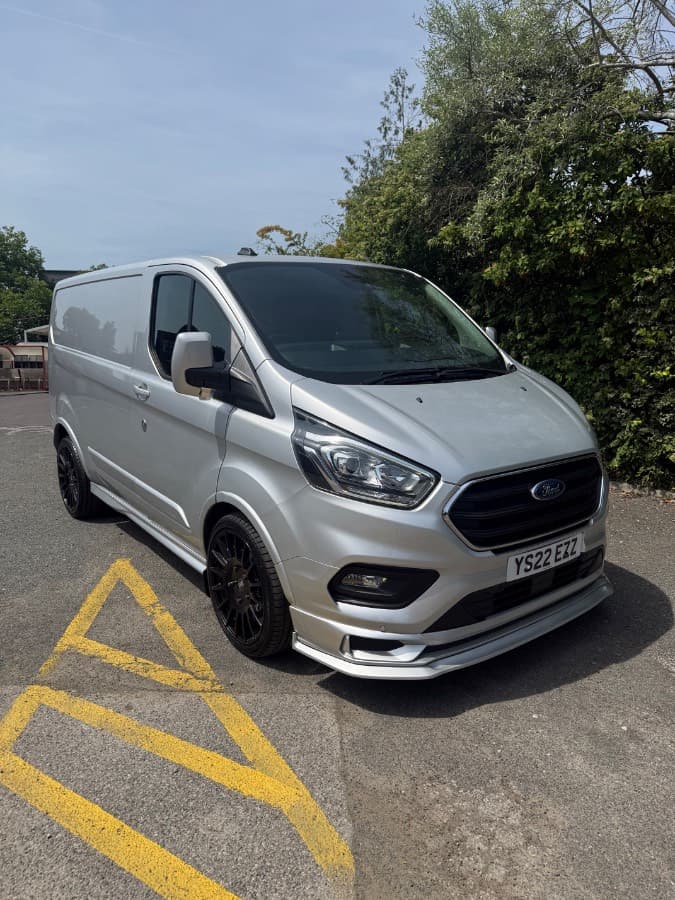 Ford Transit Custom Limited - Sport Styling Kit