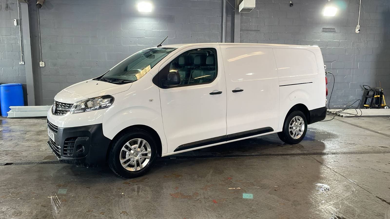 2021 Vauxhall Vivaro 1.5 bulehdi Fresh MOT £ £8,995