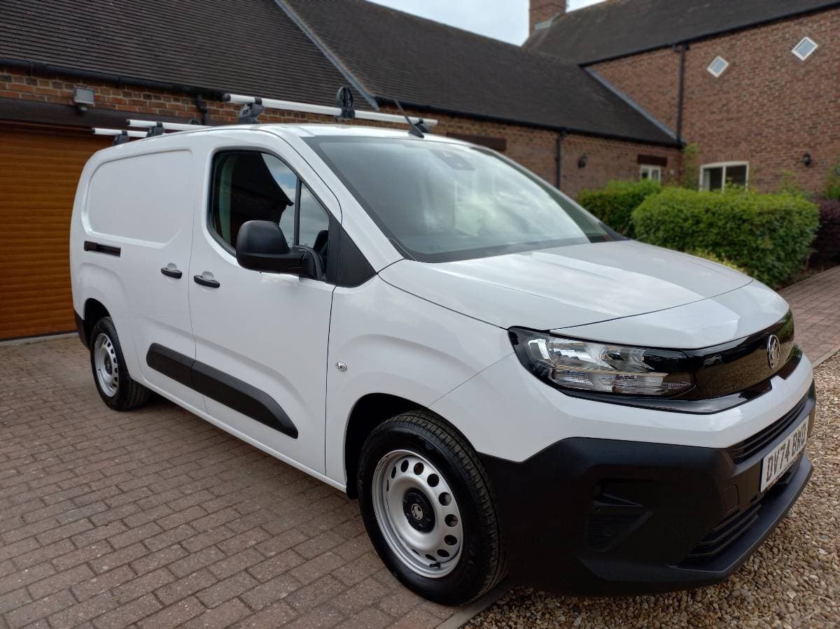 Nearly new Vauxhall Combo Turbo D Prime XL Panel Van - Diesel, Manual, LWB, Euro 6