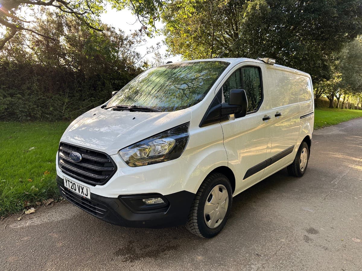 2020 (20) FORD TRANSIT CUSTOM 320 LEADER L1 H1 2.0 ECOBLUE 105BHP [EURO 6] SWB LOW ROOF VAN - ONLY 30000 MILES!
