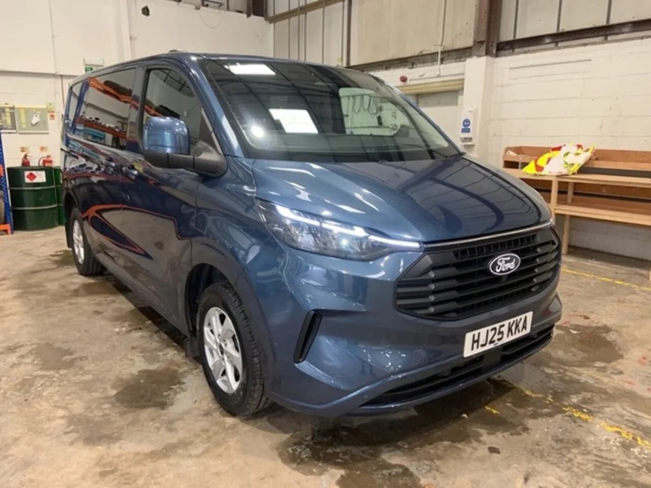 2025 Ford Transit Custom 2.0 320 EcoBlue Limited L1H1 DCIV