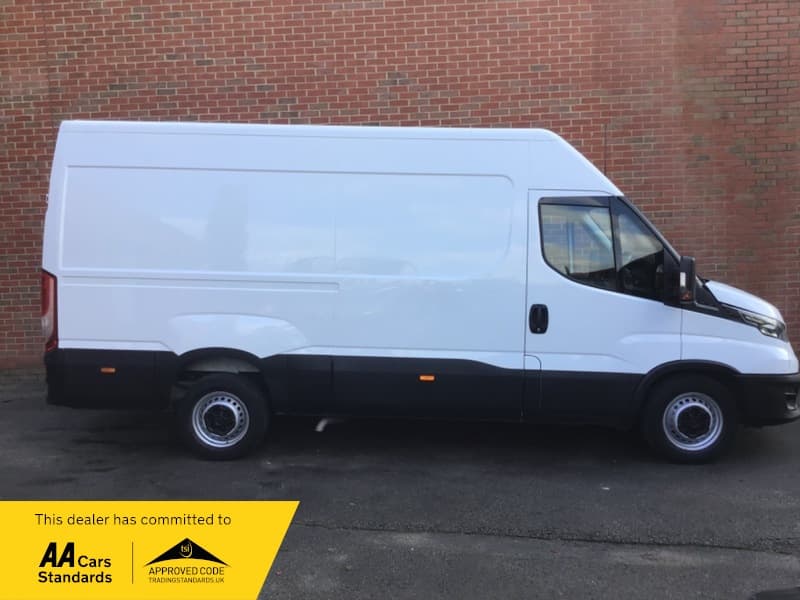 Iveco Daily 2020 for Sale | Auto, LWB, High Roof, Air Con, Sat Nav – Cheltenham
