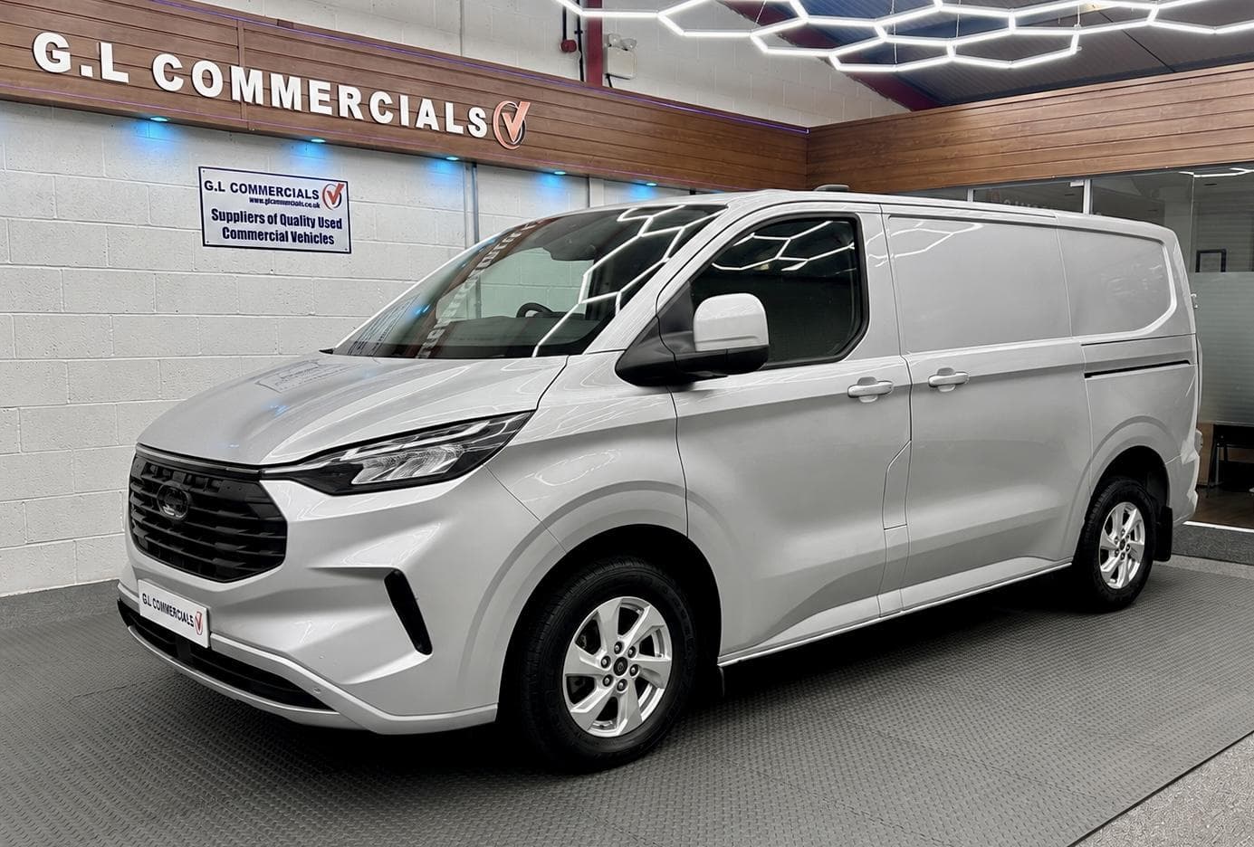 2024 Ford Transit Custom 2.0 280 EcoBlue Limited Panel Van 5dr Diesel Manual L1 H1 Euro 6 (s/s) (136 ps)