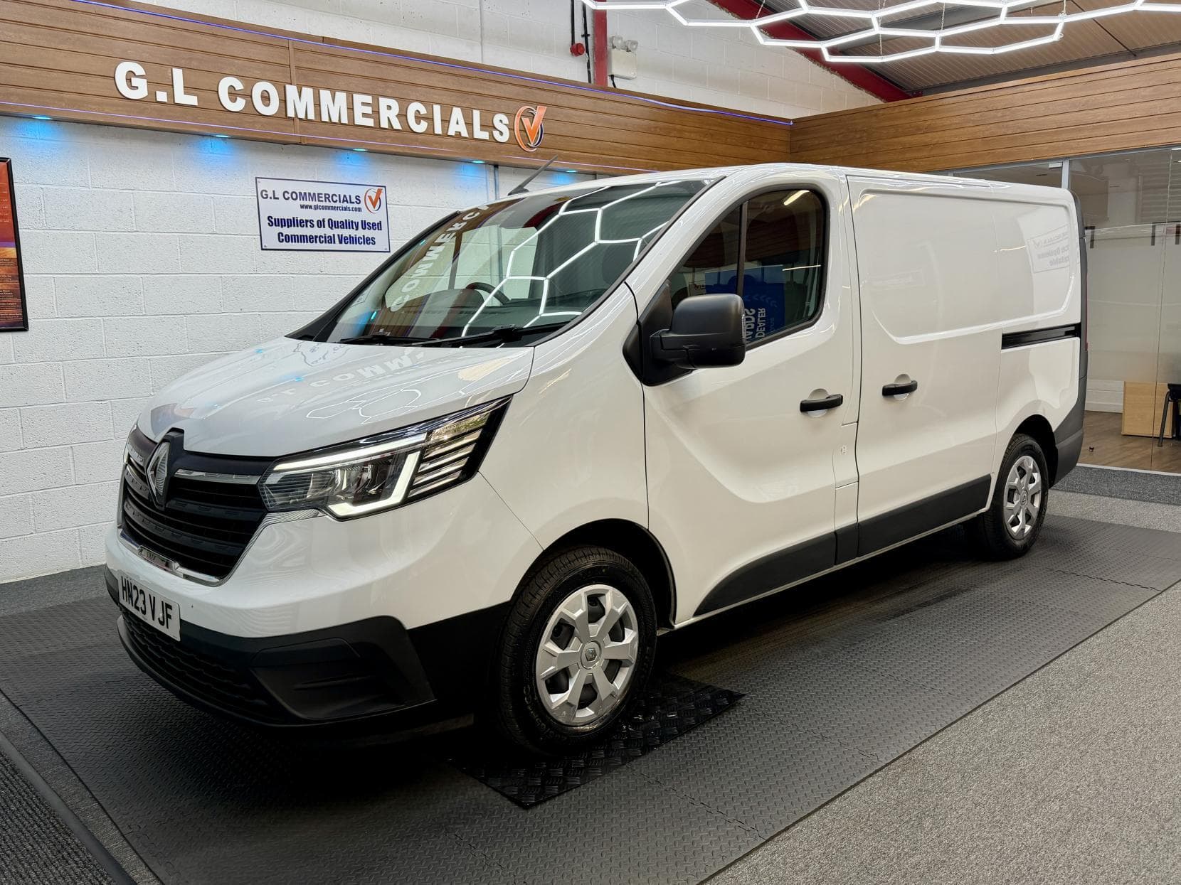 2023 Renault Trafic 2.0 dCi Blue SL28 Business Panel Van 5dr Diesel Manual L1 H1 Euro 6 (s/s) (130 ps)