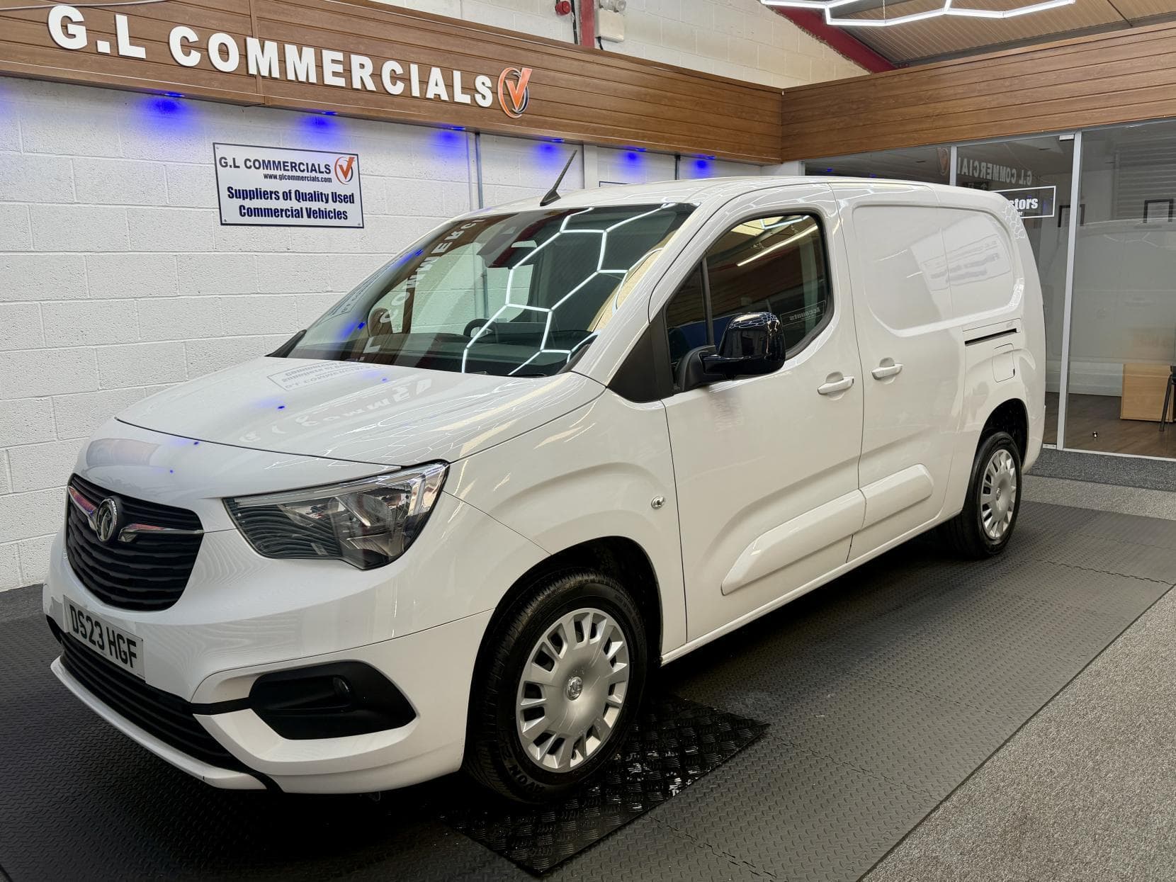 2023 Vauxhall Combo 1.5 Turbo D 2300 Pro Panel Van 6dr Diesel Manual L2 H1 Euro 6 (s/s) (100 ps)