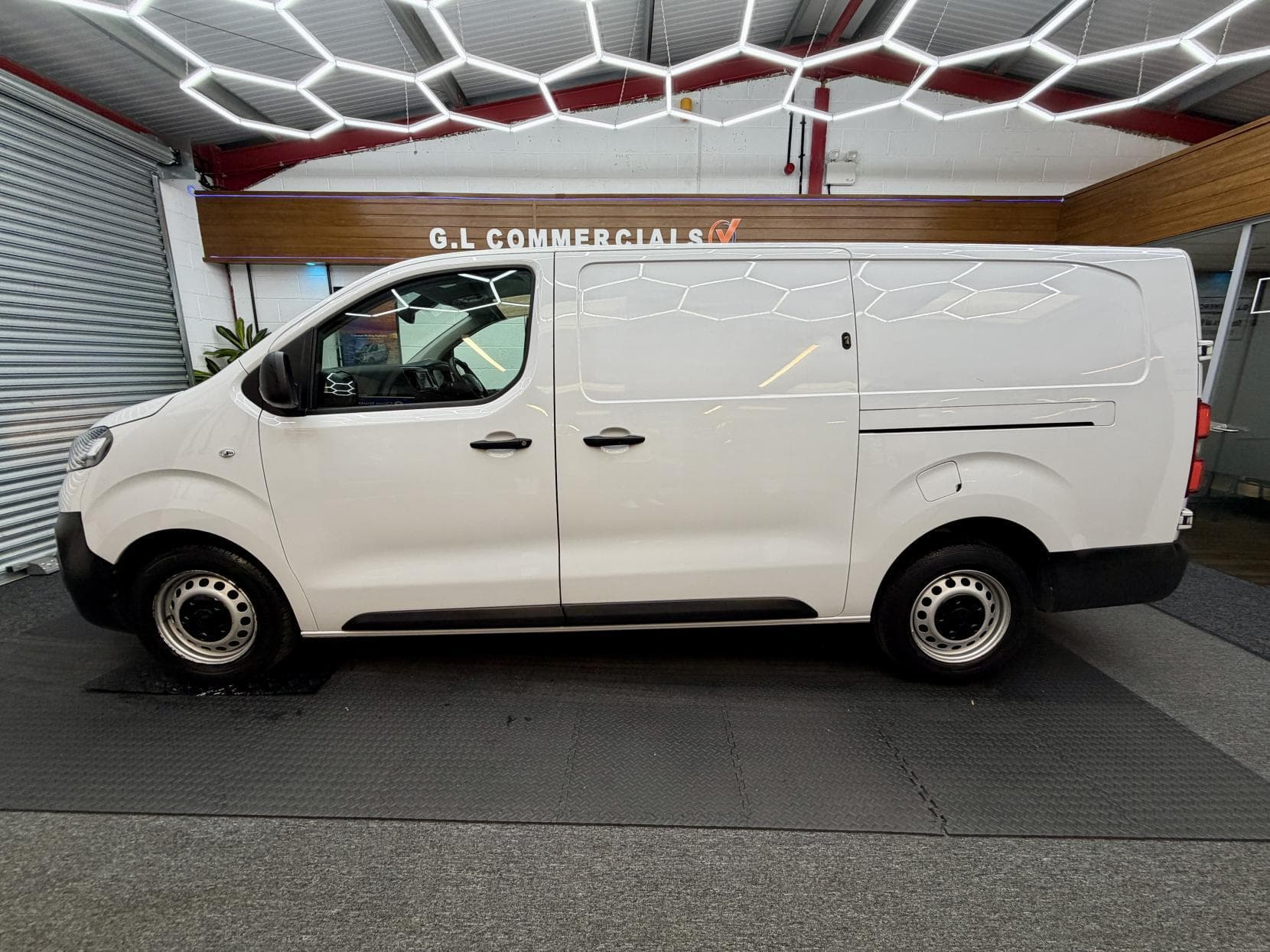 2022 Vauxhall Vivaro 1.5 Turbo D 2900 Dynamic Panel Van 6dr Diesel Manual L2 H1 Euro 6 (s/s) (100 ps)