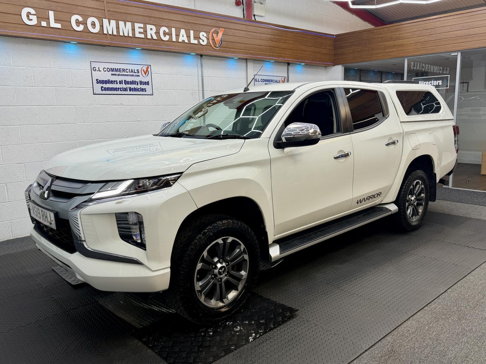 2019 Mitsubishi L200 2.2 DI-D DC Warrior Pickup Double Cab 4dr Diesel Manual 4WD Euro 6 (s/s) (150 ps)