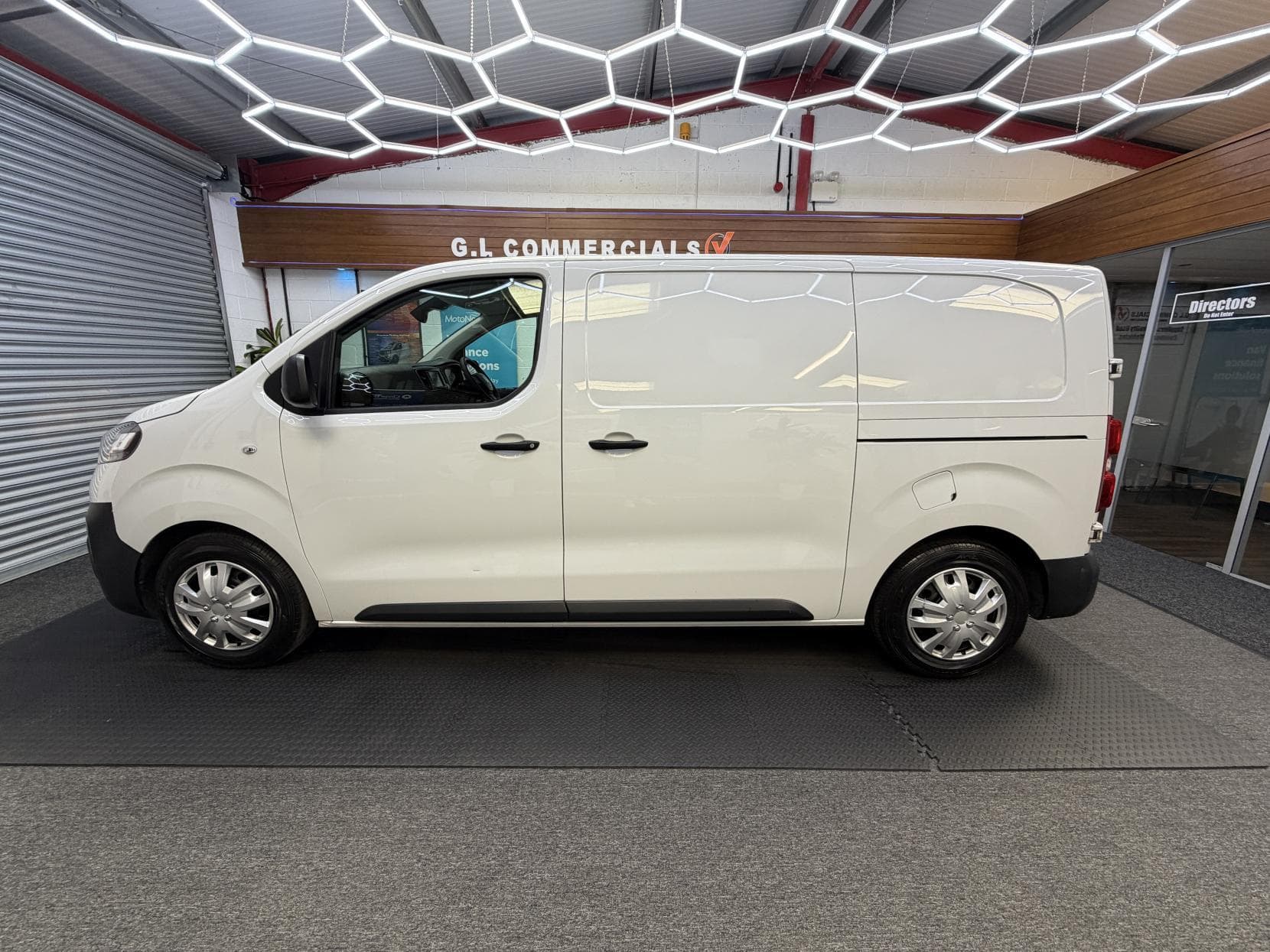 2022 Vauxhall Vivaro 1.5 Turbo D 2900 Dynamic Panel Van 6dr Diesel Manual L1 H1 Euro 6 (s/s) (100 ps)