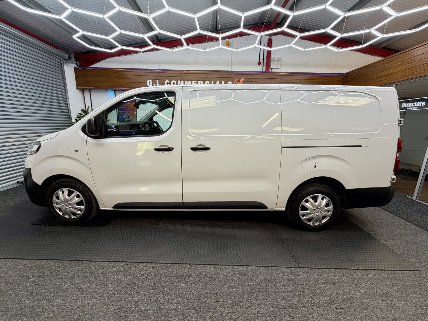 2022 Vauxhall Vivaro 1.5 Turbo D 2900 Dynamic Panel Van 6dr Diesel Manual L2 H1 Euro 6 (s/s) (100 ps)