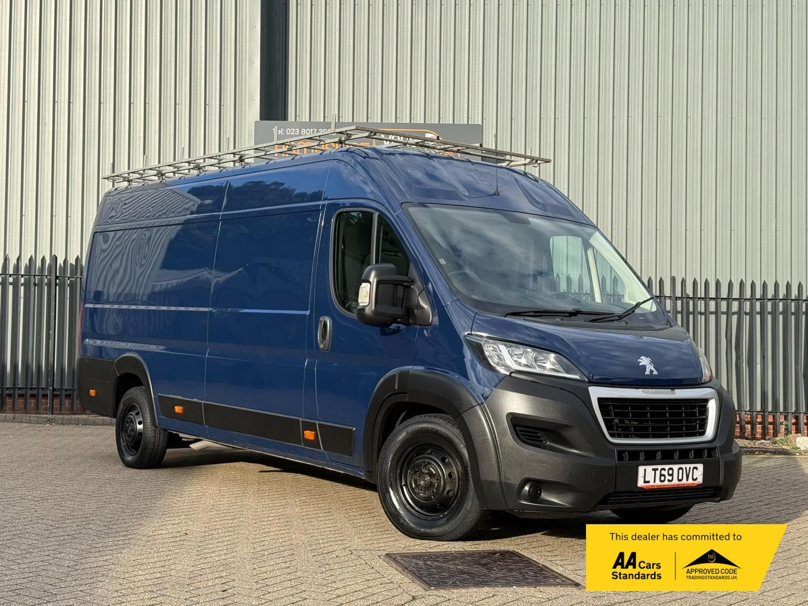 2019 Peugeot Boxer 2.2 BlueHDi 435 Professional Panel Van 5dr Diesel Manual L4 H2 Euro 6 (s/s) (140 ps)