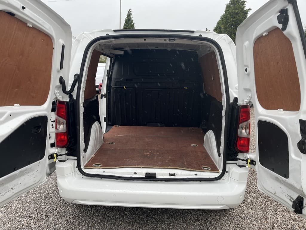 2021 Vauxhall Combo 1.5L Diesel Manual Panel Van