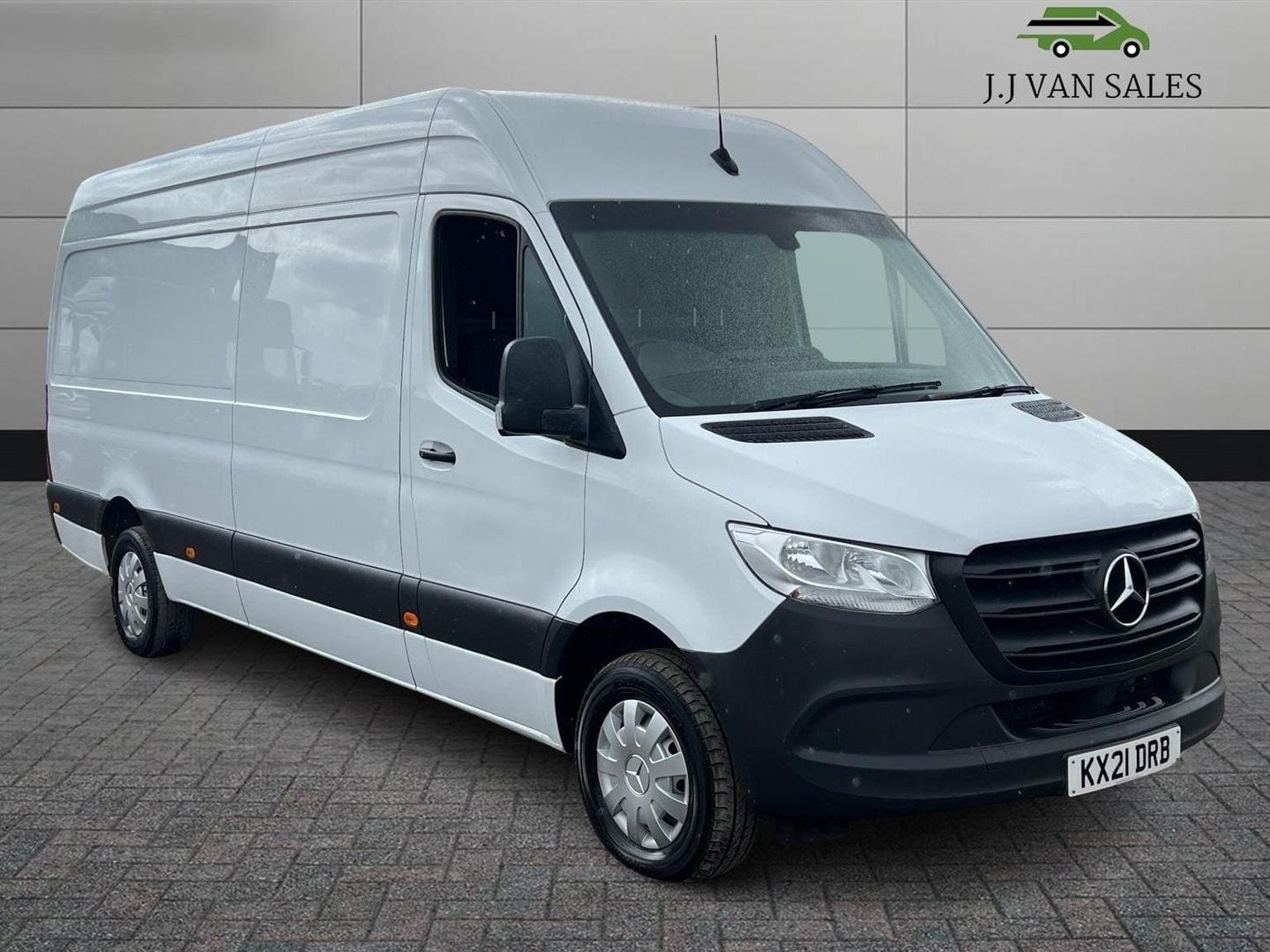 Mercedes-Benz Sprinter 2.0 L Diesel LWB High Roof – 2021 – 104K Miles – Bluetooth & Shelving | Westbury