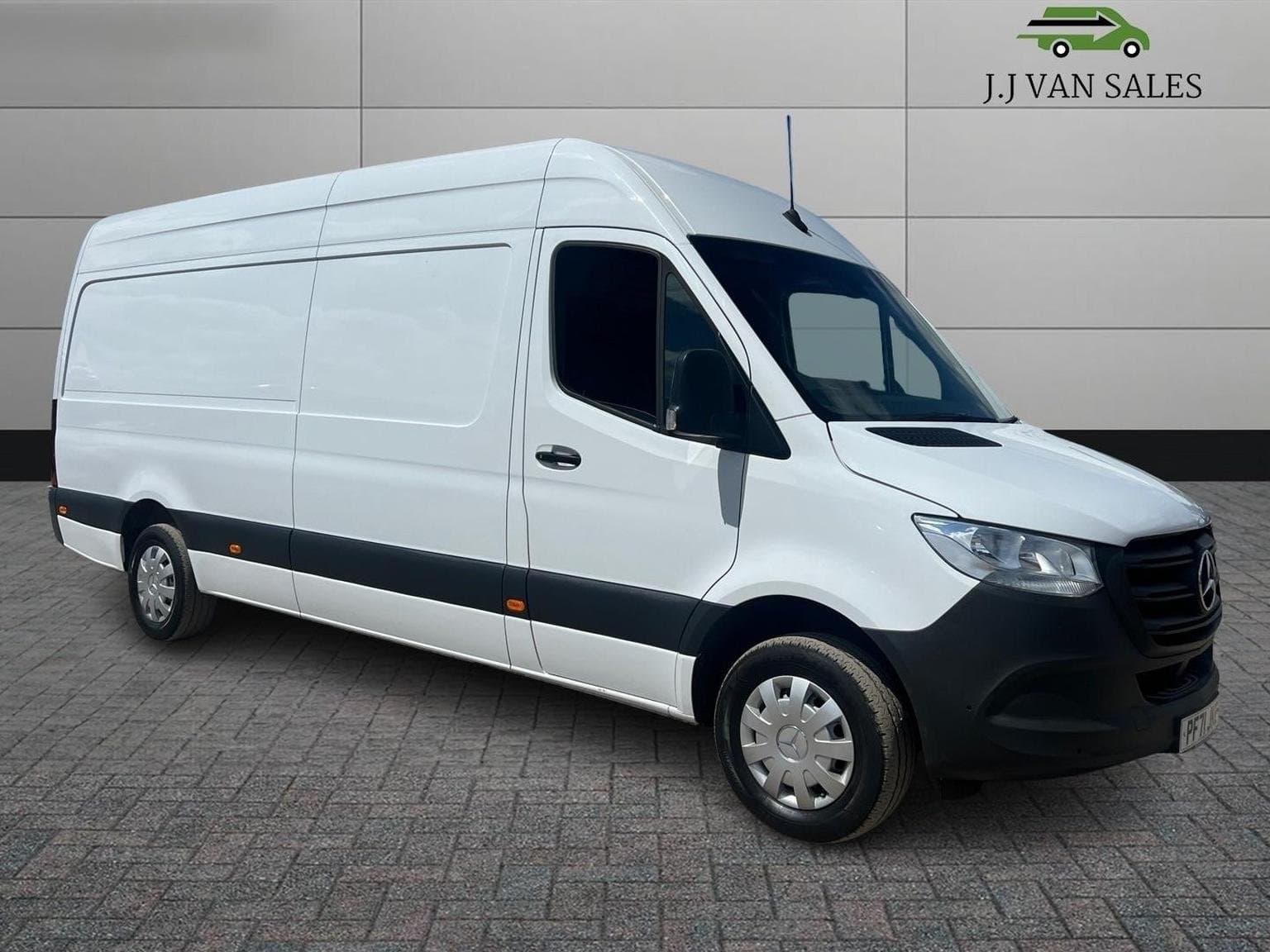 Mercedes-Benz Sprinter 2.0 L Diesel LWB High Roof – 2022 – 79K Miles – Reversing Camera & Cruise Control | Westbury