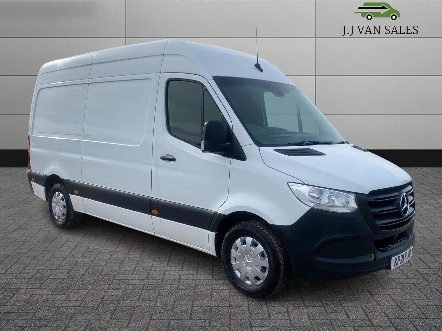 Mercedes-Benz Sprinter 2.0 L Diesel Auto High Roof – 2021 – 93K Miles – Shelving & USB Connectivity | Westbury