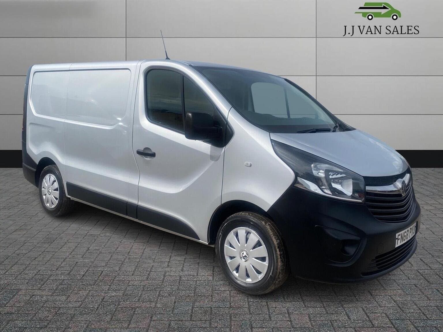 Vauxhall Vivaro 1.6 L Diesel Van – 2018 – 112K Miles – Air Con & Side Loading Door | Westbury