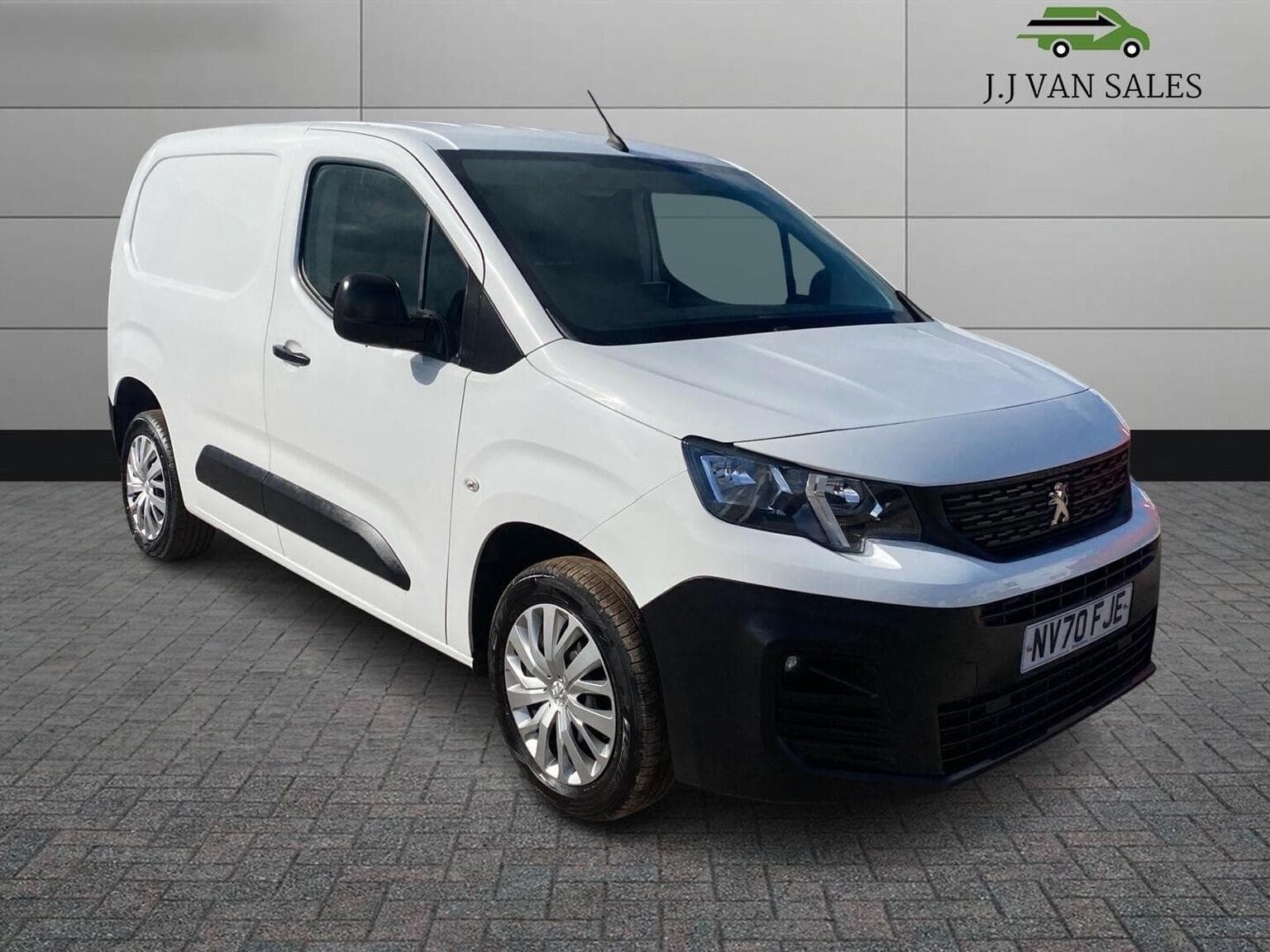 Peugeot Partner 1.5 L BlueHDi Auto Van – 2020 – 53K Miles – Air Con, Shelving & Parking Sensors | Westbury