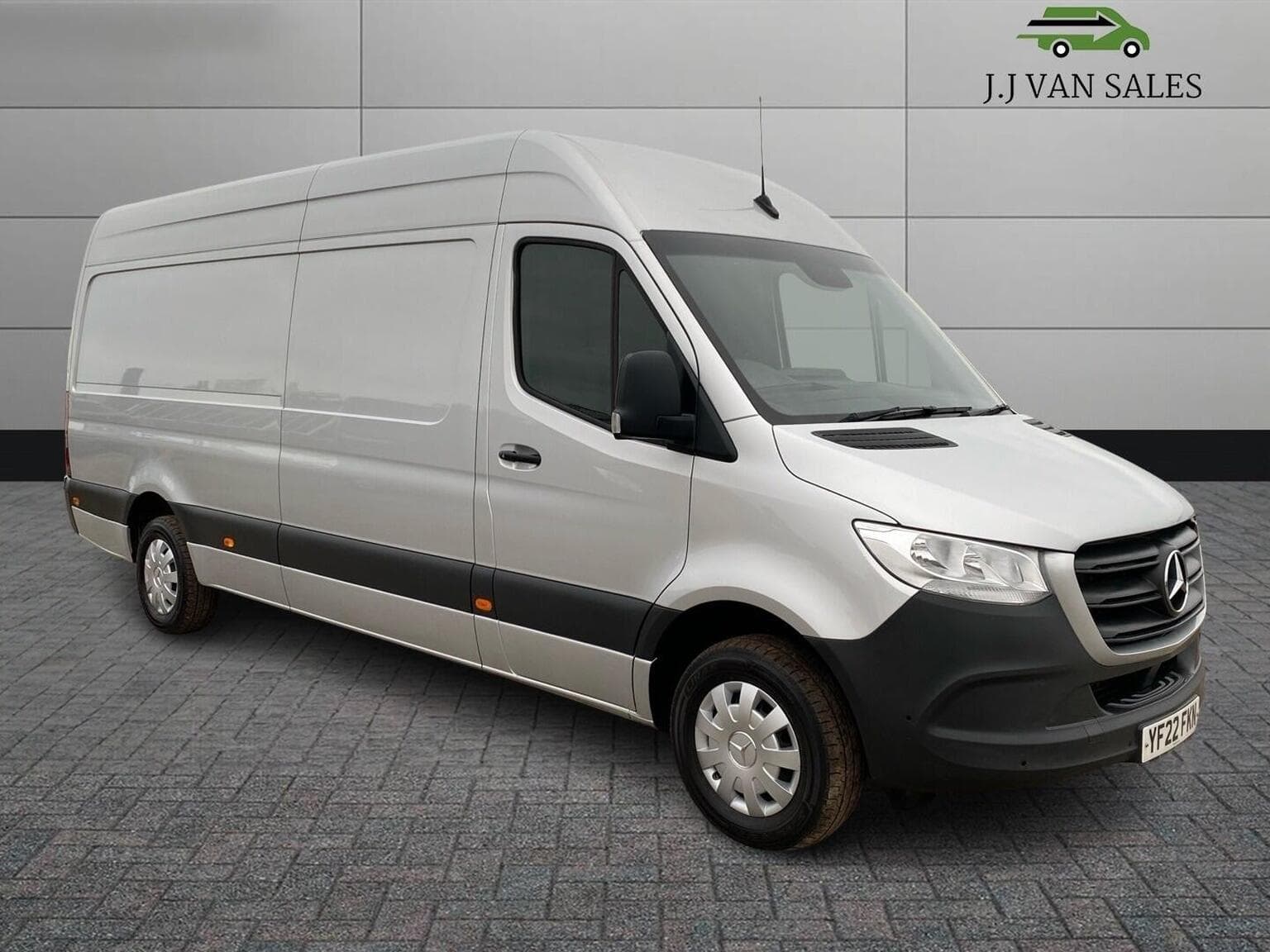 Mercedes-Benz Sprinter 2.0 L Diesel Auto LWB High Roof – 2022 – 93K Miles – Reversing Camera & Tow Ready | Westbury