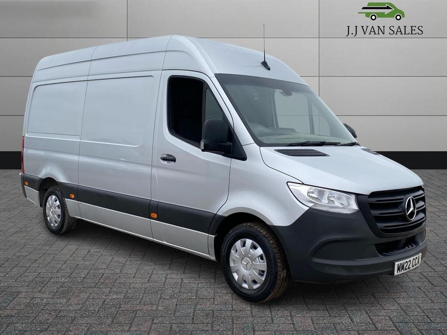 Mercedes-Benz Sprinter 2.0 L Diesel Manual High Roof – 2022 – 70K Miles – Reversing Camera & Shelving | Westbury