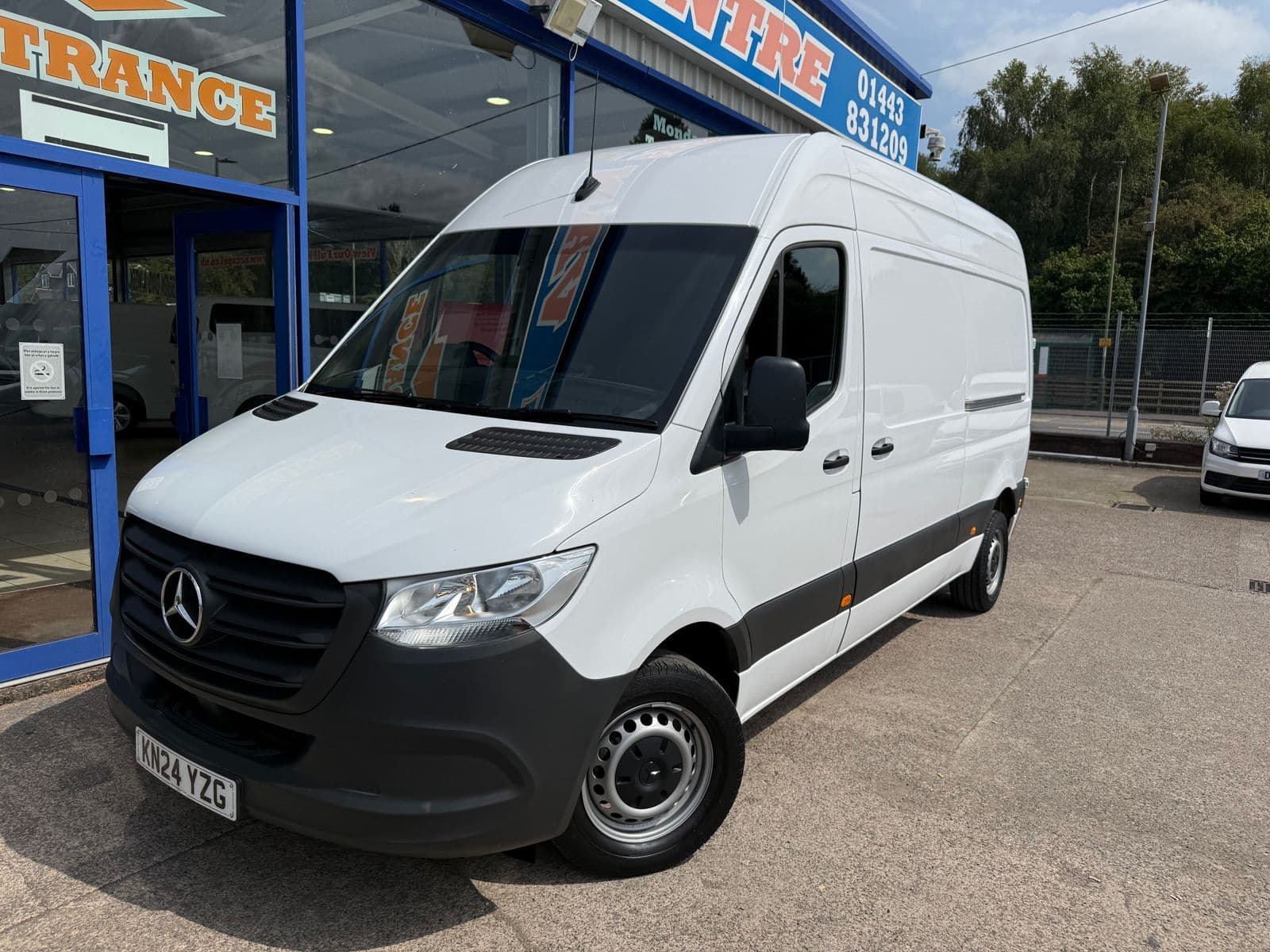 2024 Mercedes-Benz Sprinter 1.9L Diesel Manual