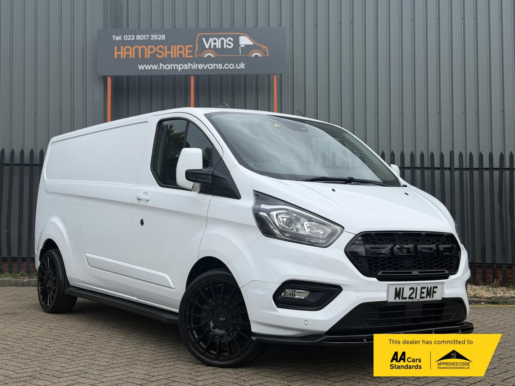 2021 Ford Transit Custom 2.0 300 EcoBlue Limited Panel Van 5dr Diesel Manual L2 H1 Euro 6 (s/s) (130 ps)
