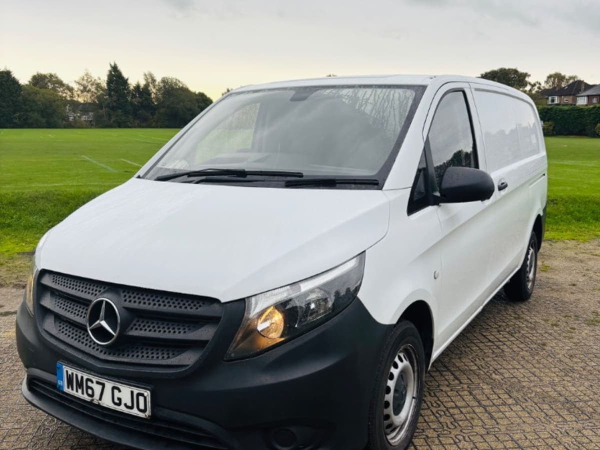 2017 Mercedes-Benz Vito Panel Van – 1.6 Diesel, Manual, White – Excellent Condition - Image 1