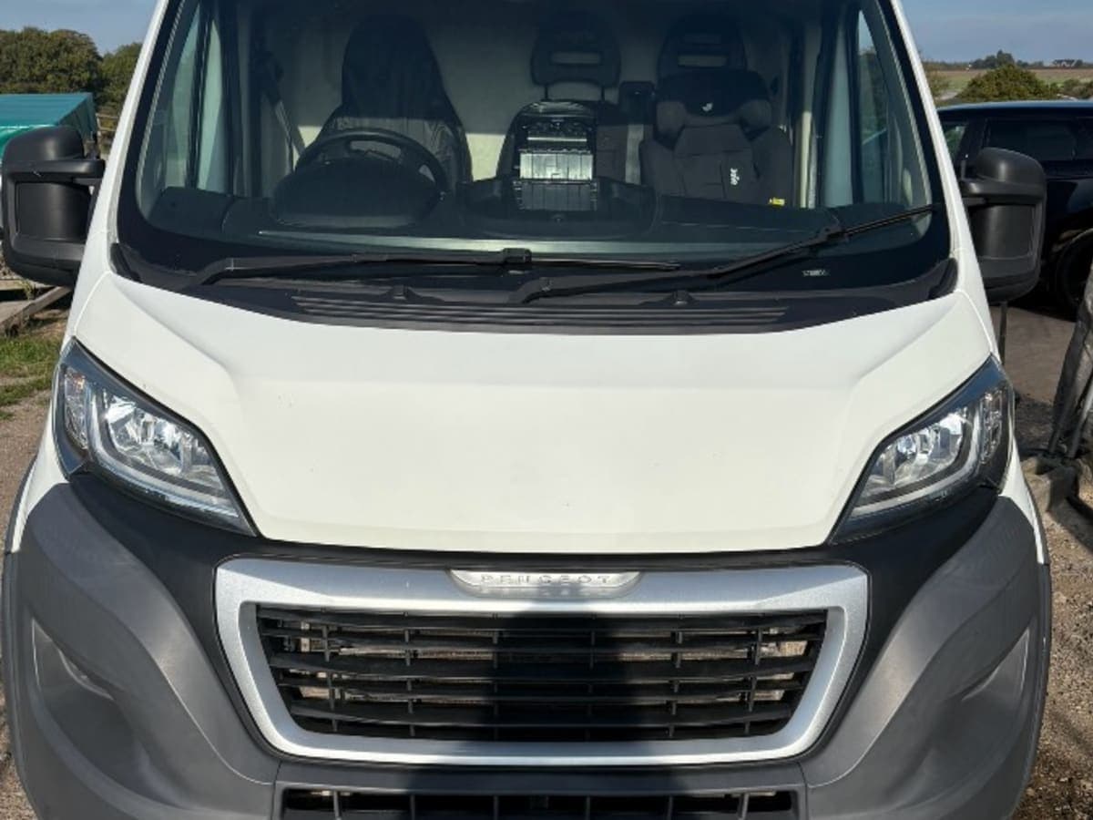Peugeot Boxer 2017 Dog Grooming Van  - Image 1