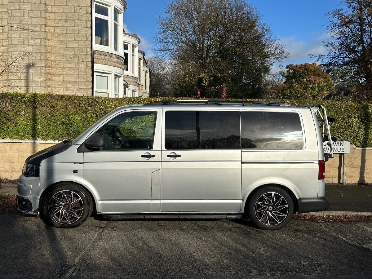 VW Transporter (T5), ready to roll camper - Image 1