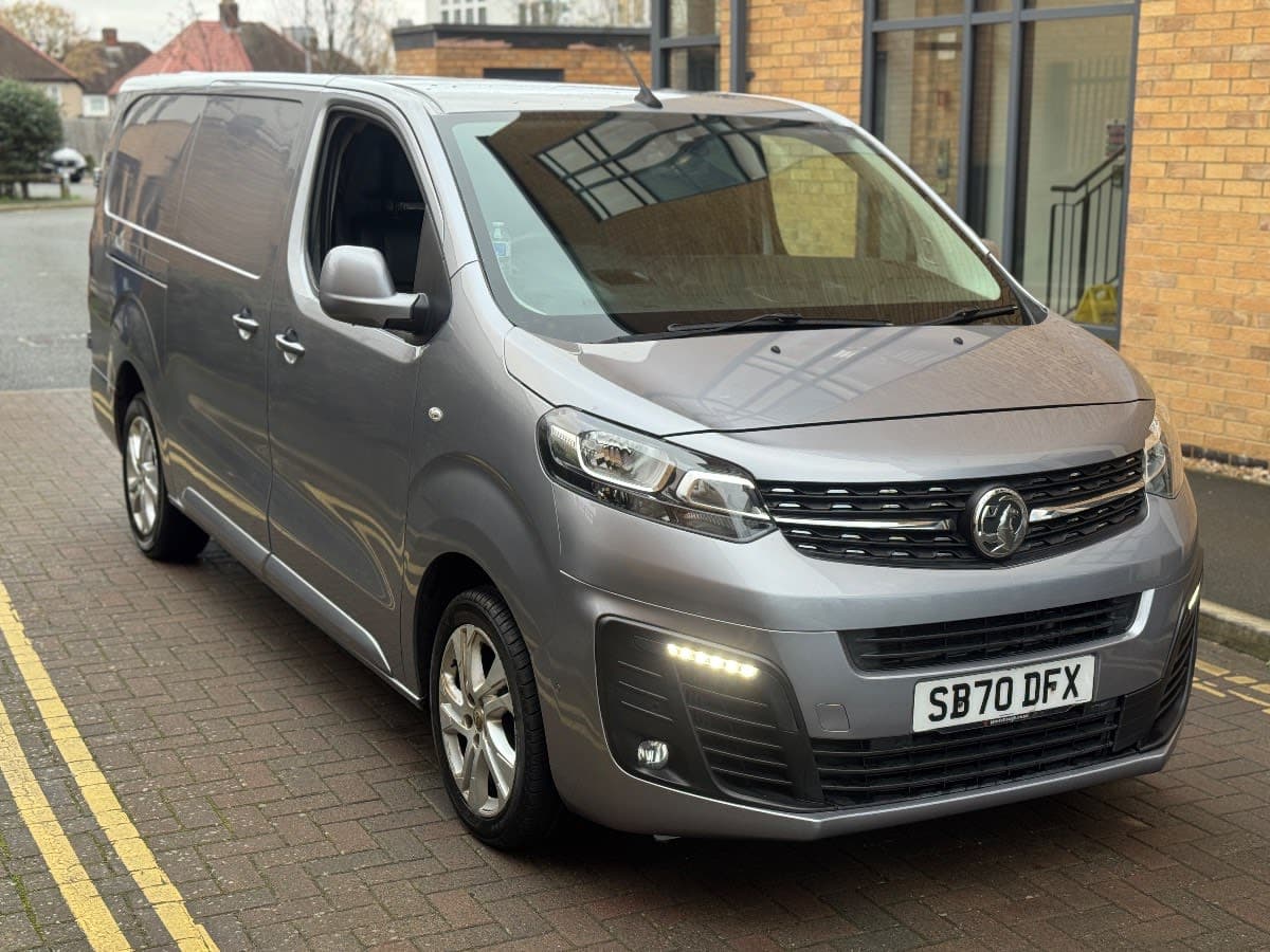Vauxhall Vivaro Automatic van - Image 1