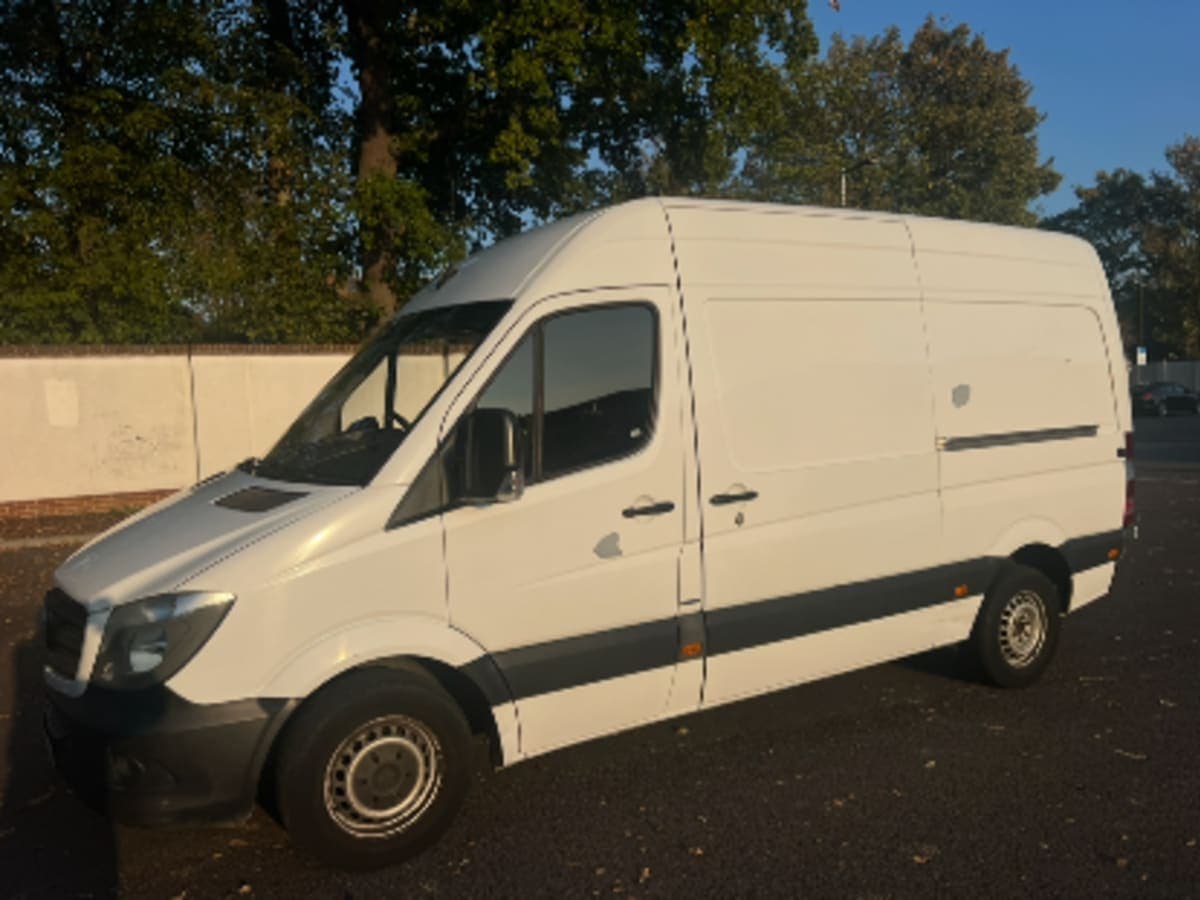 2018 Mercedes-Benz Sprinter - Image 1