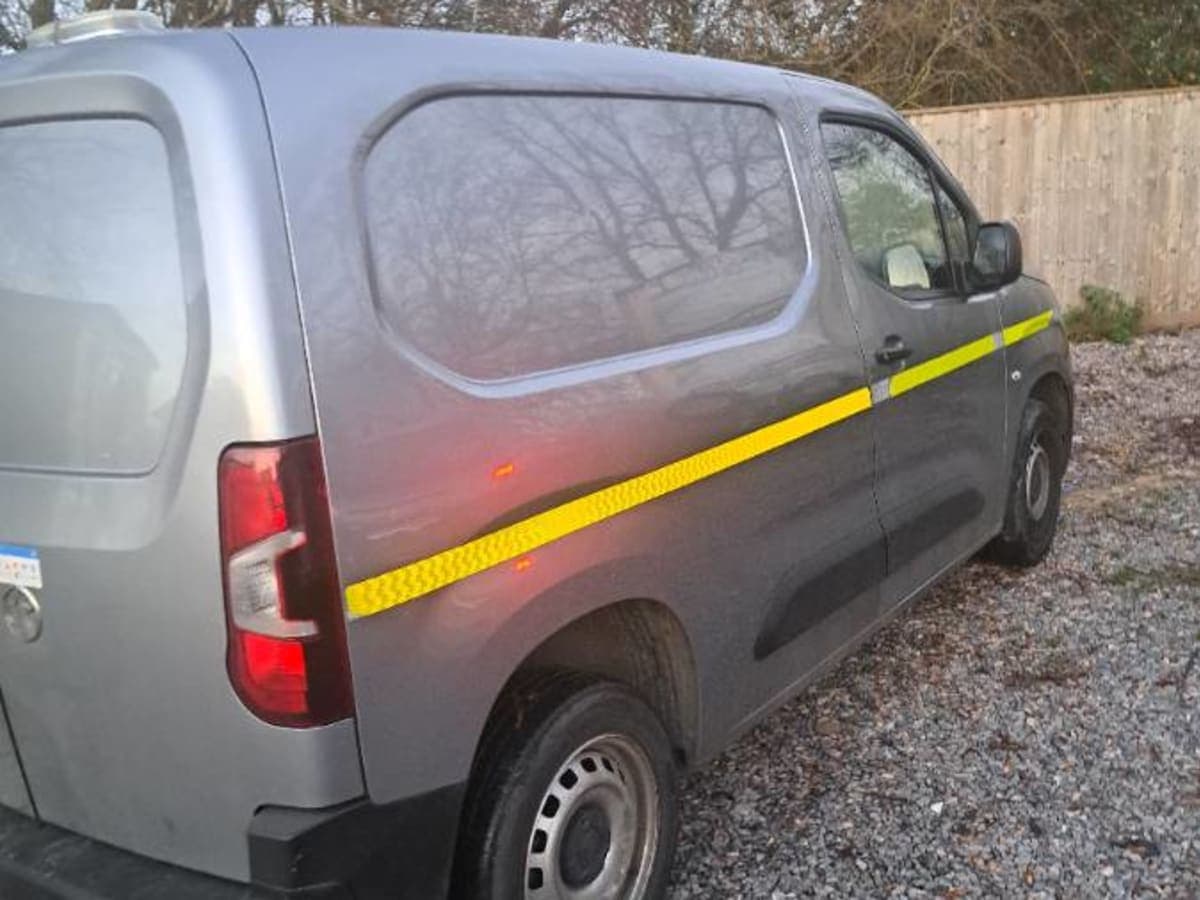 2021 vauxhall combo van very good con - Image 1