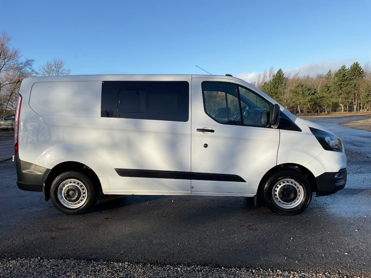 7 SEATS/KEYS/6 MONTH WARRANTY. - Image 1