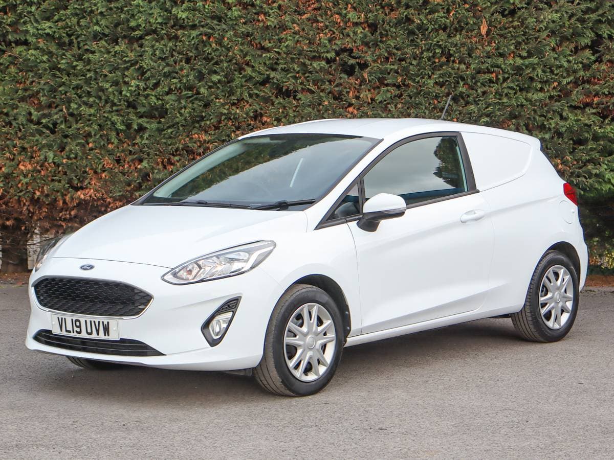 2019 (19) Ford Fiesta 1.5tdci, 85ps, 6 Speed Van, - Image 1