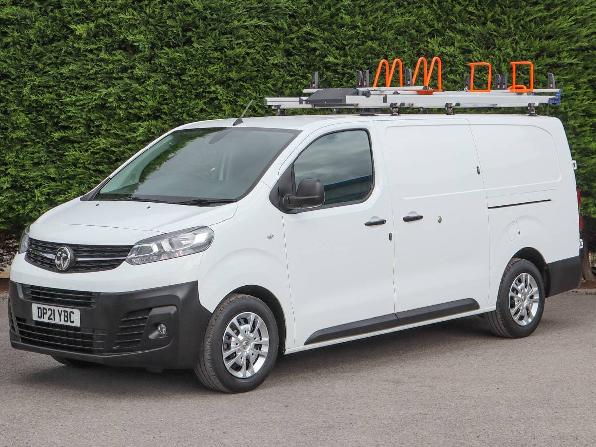 2021 (21) Vauxhall Vivaro 2900 Dynamic 1.5 Turbo D 100bhp 6 Speed L2 Long Van - Image 1