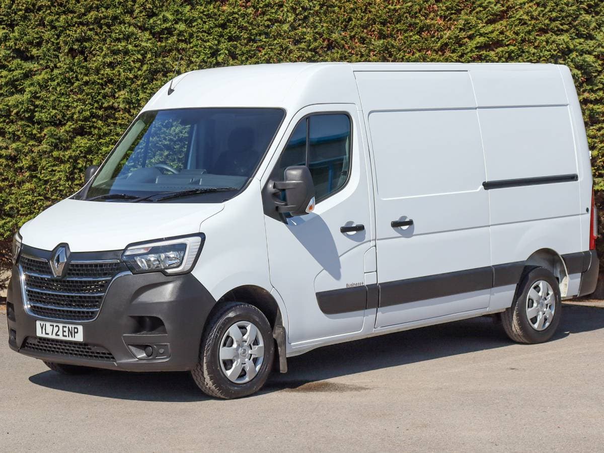 2023 (72) Renault Master MM35 Business+ 2.3dci, 135bhp, L2h2 MWB Van - Image 1