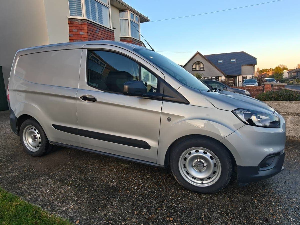 Ford transit tourneo courier base - Image 1