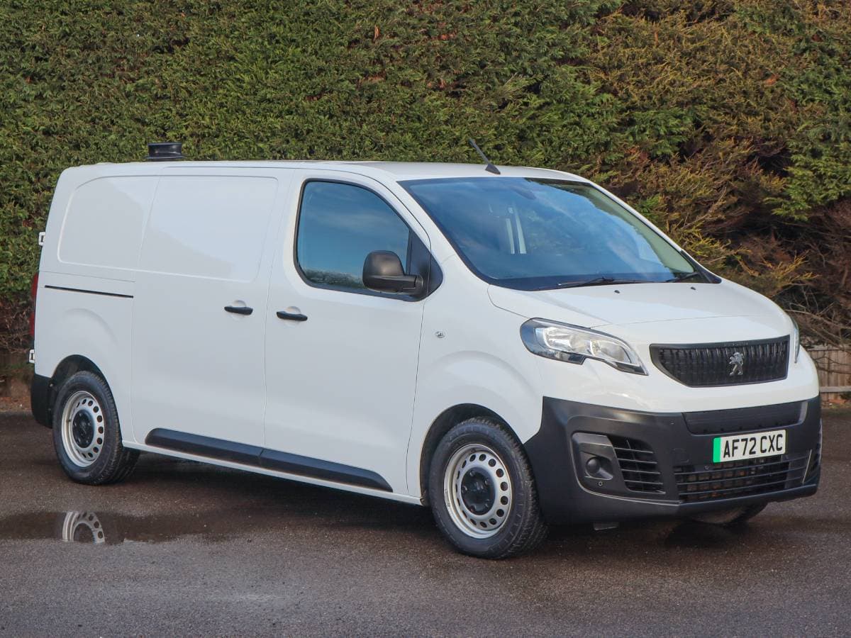 2022 (72) Peugeot E - Expert 1200 Professional 75KW 134BHP Electric, Automatic, Standard MWB Panel Van - Image 1
