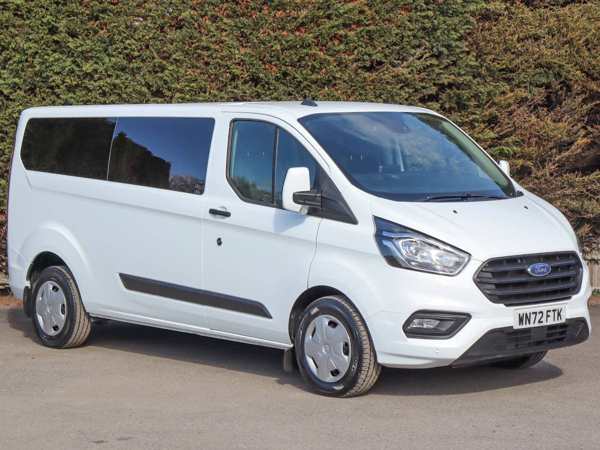 022 (72) Ford Transit Custom 320 Trend Kombi, 2.0tdc, 130ps, L2 LWB 9 Seat Minibus - Image 1