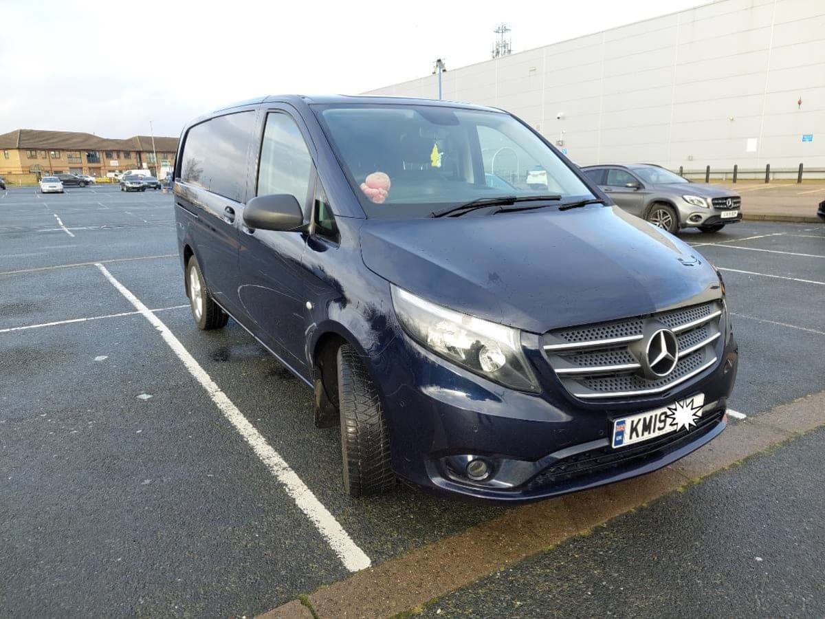 5-seater family van for sale - Image 1